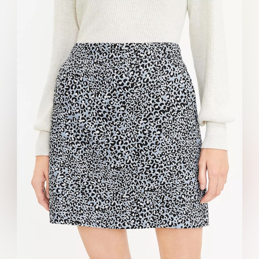 LOFT Petite Leopard Print Pocket Shift Skirt in 00P